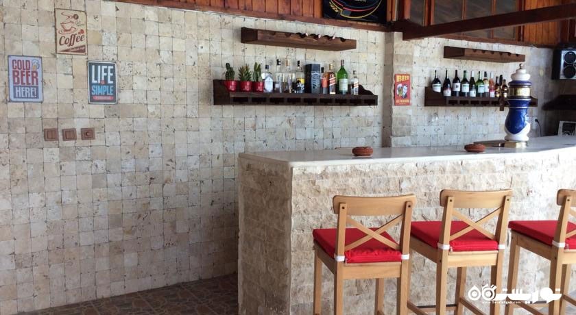 بار فضای باز هتل آتی چی